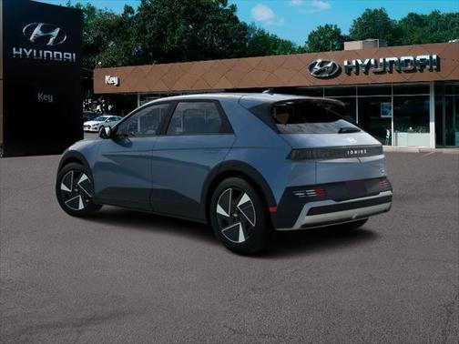 2025 Hyundai IONIQ 5 SE