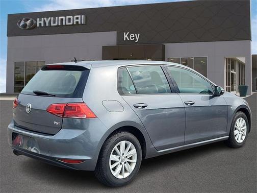 2016 Volkswagen Golf TSI S 4-Door