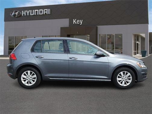 2016 Volkswagen Golf TSI S 4-Door
