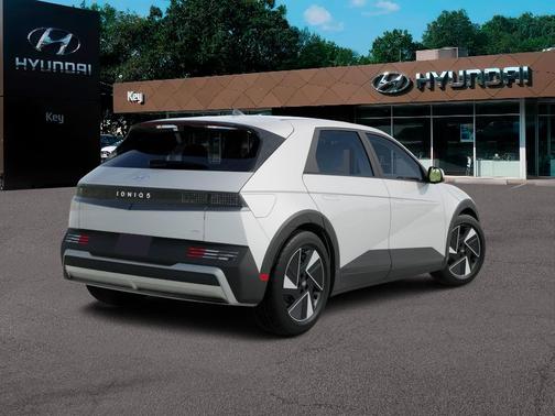 2026 Hyundai IONIQ 5 SE