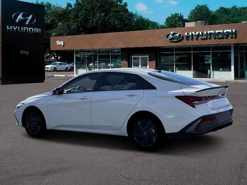 2026 Hyundai ELANTRA HEV SEL Sport