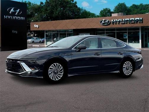 2025 Hyundai SONATA Hybrid Limited