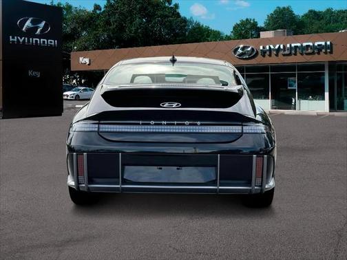 2025 Hyundai IONIQ 6 SE