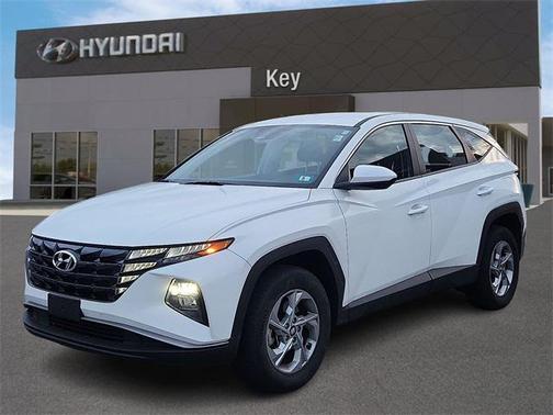 2023 Hyundai TUCSON SE