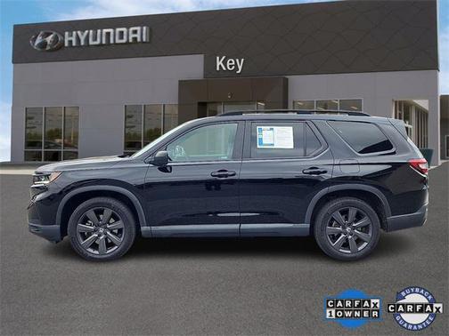 2023 Honda Pilot AWD Sport