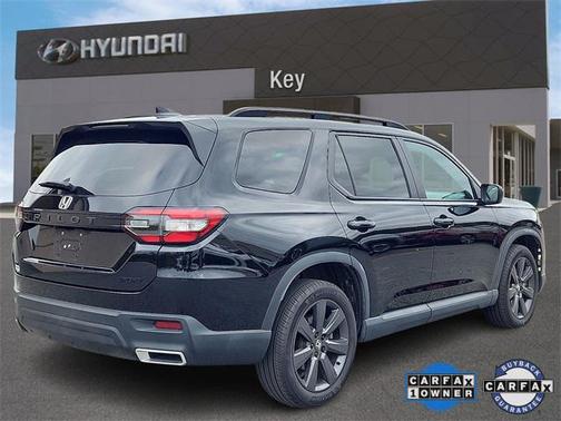 2023 Honda Pilot AWD Sport