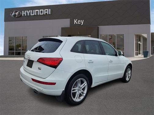 2017 Audi Q5 2.0T Premium Plus