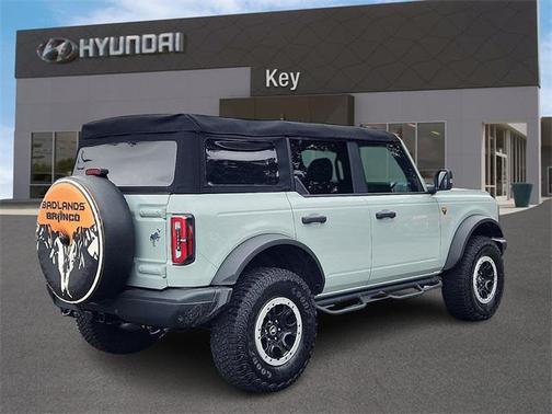 2023 Ford Bronco Badlands