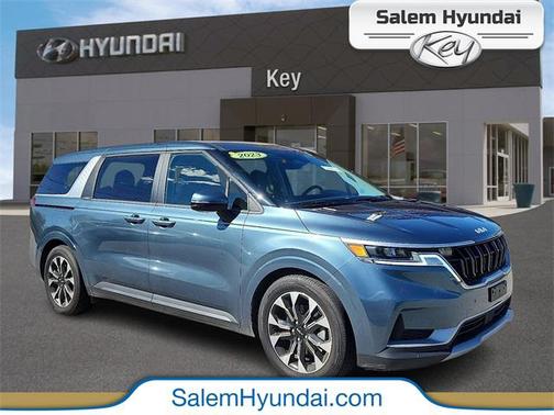 2023 Kia Carnival EX