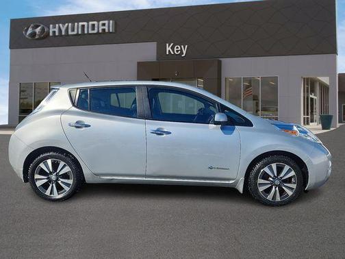 2015 Nissan Leaf SL