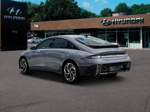 2025 Hyundai IONIQ 6 Limited