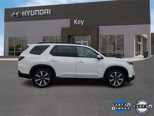 2023 Honda Pilot AWD Elite