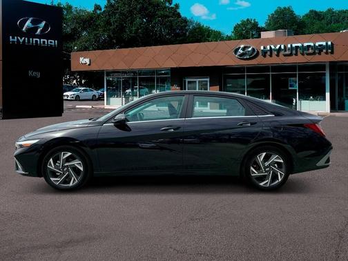 2025 Hyundai ELANTRA HEV Limited