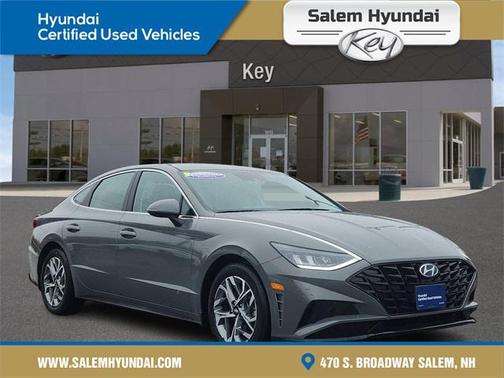 2022 Hyundai SONATA SEL