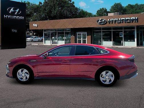 Ultimate red 2026 Hyundai SONATA SE
