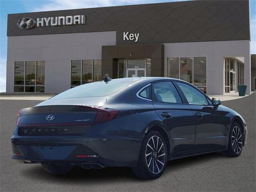 2022 Hyundai SONATA Limited