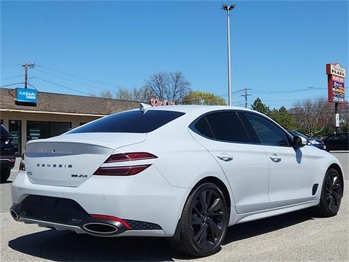 2022 Genesis G70 3.3T AWD