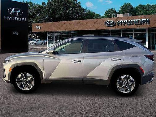 Shimmering Silver 2026 Hyundai TUCSON Hybrid SEL