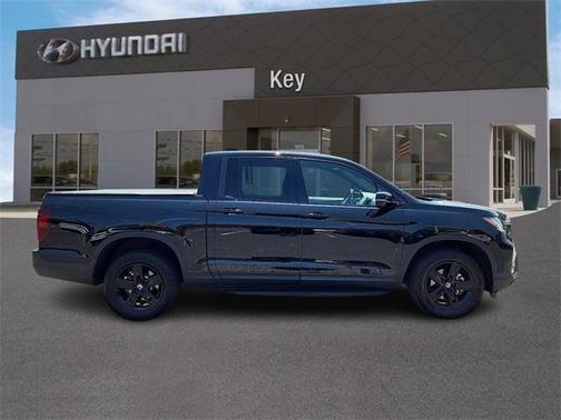2023 Honda Ridgeline Black