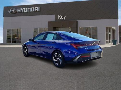 2024 Hyundai ELANTRA HEV Limited