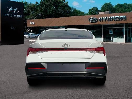 2026 Hyundai ELANTRA HEV Limited