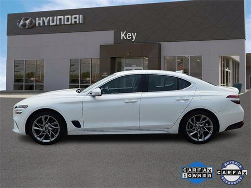 2022 Genesis G70 2.0T AWD