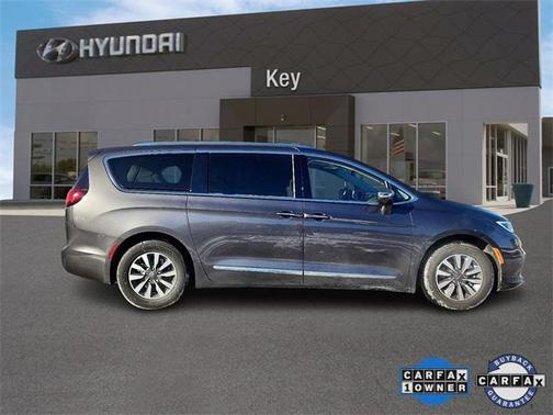 2021 Chrysler Pacifica Hybrid Limited