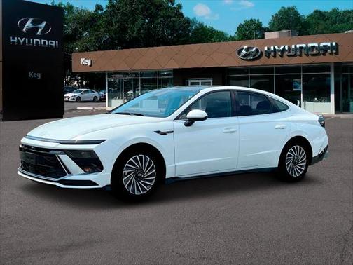 2025 Hyundai SONATA Hybrid Limited