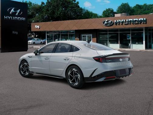 2026 Hyundai SONATA SEL