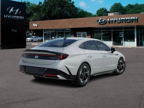 2026 Hyundai SONATA SEL