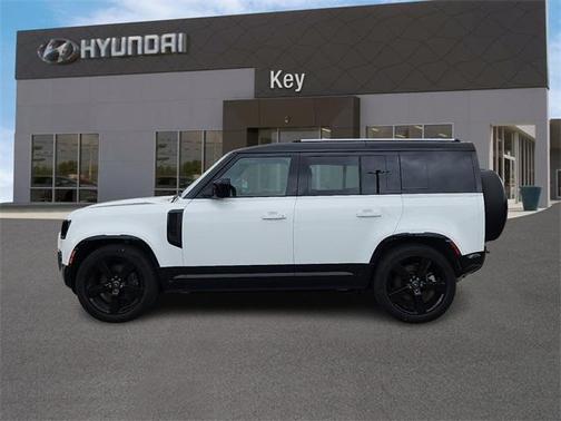 2025 Land Rover Defender 110 P400 X-Dynamic SE