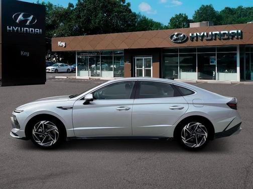 2026 Hyundai SONATA SEL