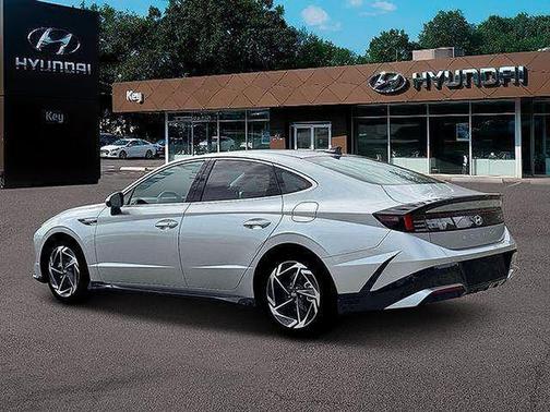 Aero Silver 2026 Hyundai SONATA SEL