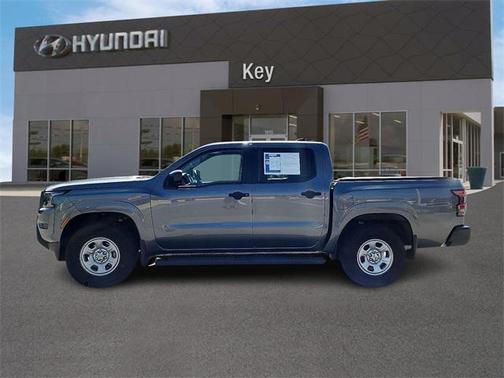 2023 Nissan Frontier S
