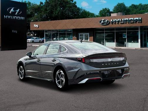 2026 Hyundai SONATA SEL