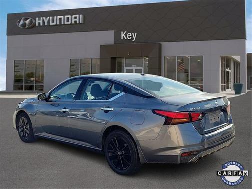 2020 Nissan Altima 2.5 SV