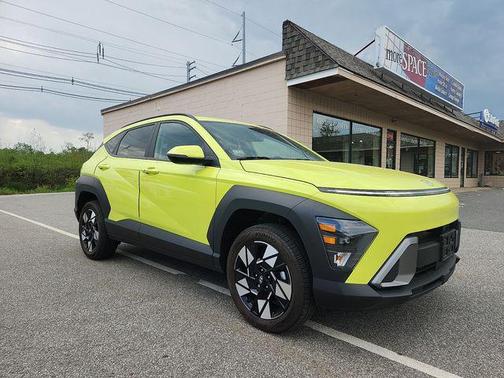 Neoteric Yellow 2024 Hyundai KONA SEL