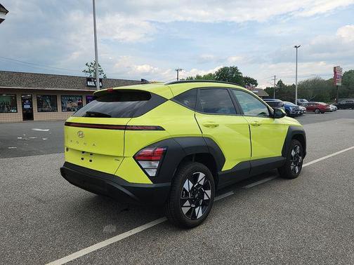 Neoteric Yellow 2024 Hyundai KONA SEL