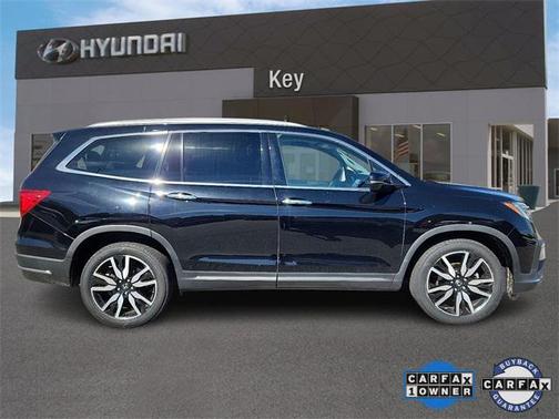 2022 Honda Pilot Touring 8-Passenger