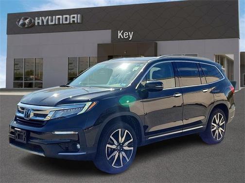 2022 Honda Pilot Touring 8-Passenger