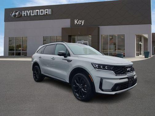 Wolf Gray 2023 Kia Sorento SX