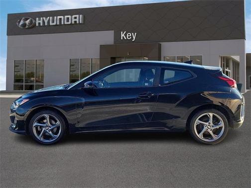 2019 Hyundai Veloster 2