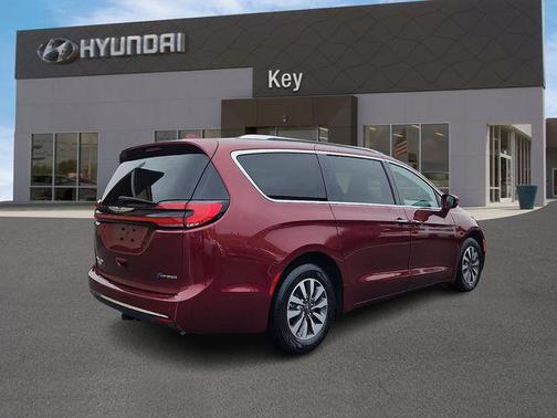 2021 Chrysler Pacifica Hybrid Touring L