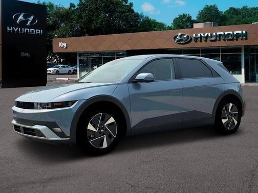 2026 Hyundai IONIQ 5 SE