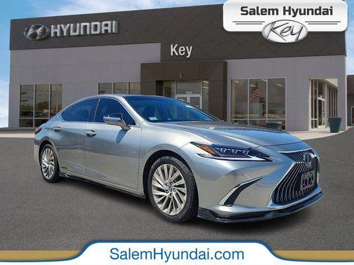 Silver 2019 Lexus ES 300h Ultra Luxury