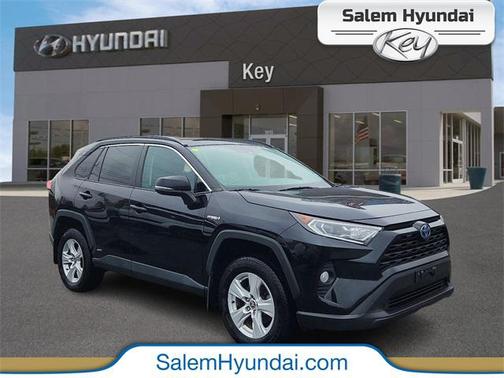 2021 Toyota RAV4 Hybrid XLE