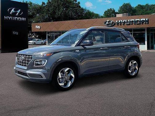Ecotronic Gray w/Black Roof 2025 Hyundai VENUE Limited
