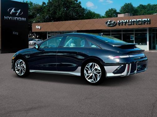 2025 Hyundai IONIQ 6 Limited