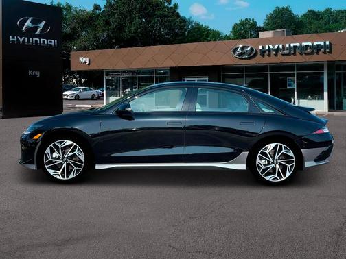 2025 Hyundai IONIQ 6 Limited