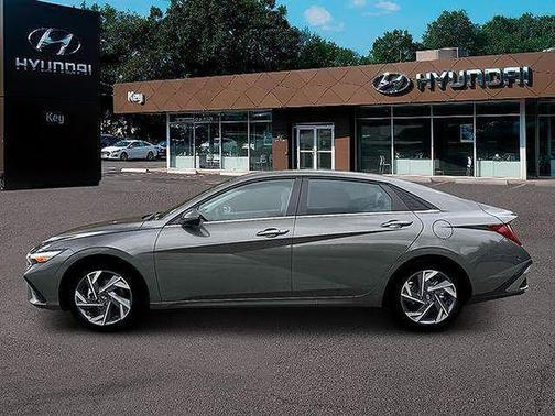 Amazon Gray 2026 Hyundai ELANTRA Limited